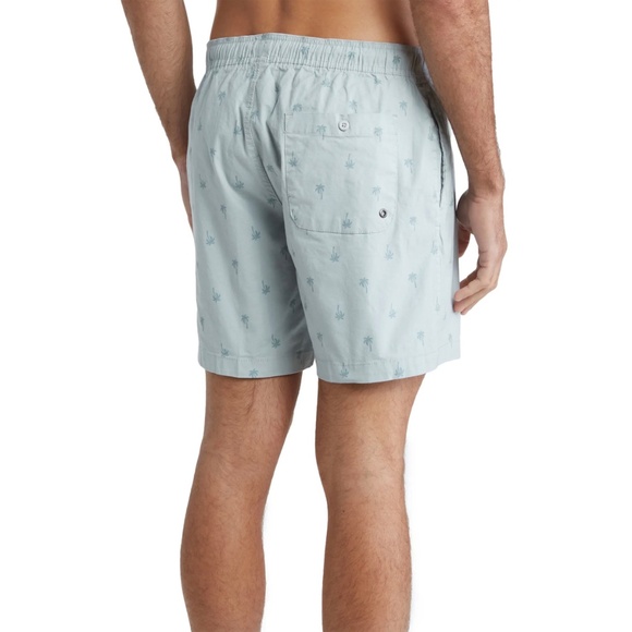 TRUNKS SURF & SWIM CO. NWT STRETCH CHINO PALM PULL-ON LIGHT DENIM SHORTS. SIZE L - Picture 2 of 7